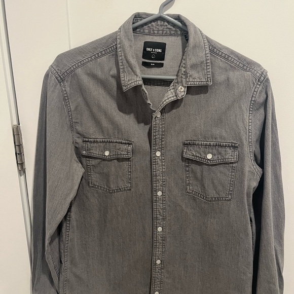 Only and sons black denim medium shirt, excellent condition. One year old - Picture 2 of 3